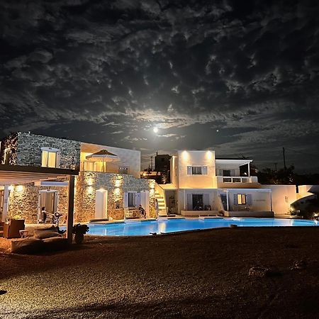 אדאמאס Blu Suites And Studios מראה חיצוני תמונה