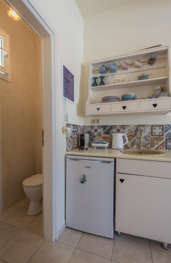 אדאמאס Blu Suites And Studios מראה חיצוני תמונה