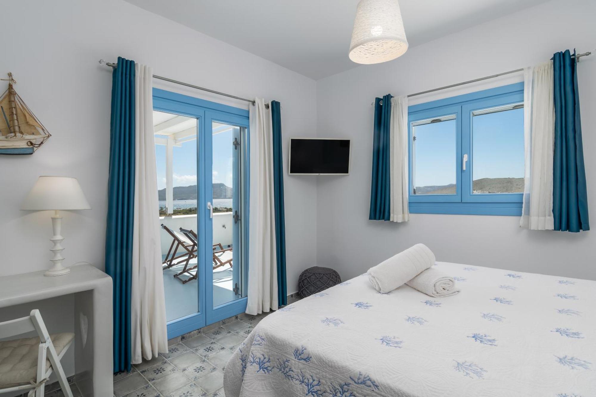 אדאמאס Blu Suites And Studios מראה חיצוני תמונה