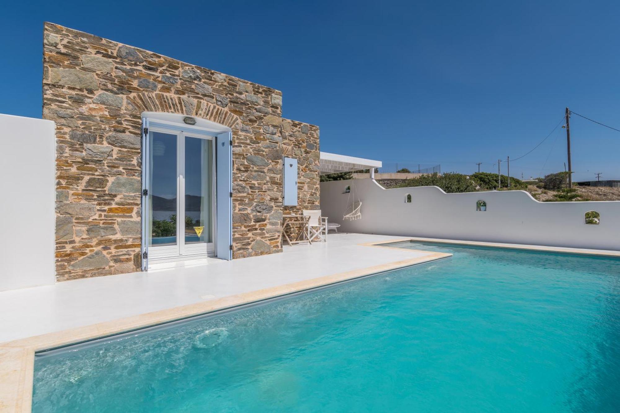 אדאמאס Blu Suites And Studios מראה חיצוני תמונה
