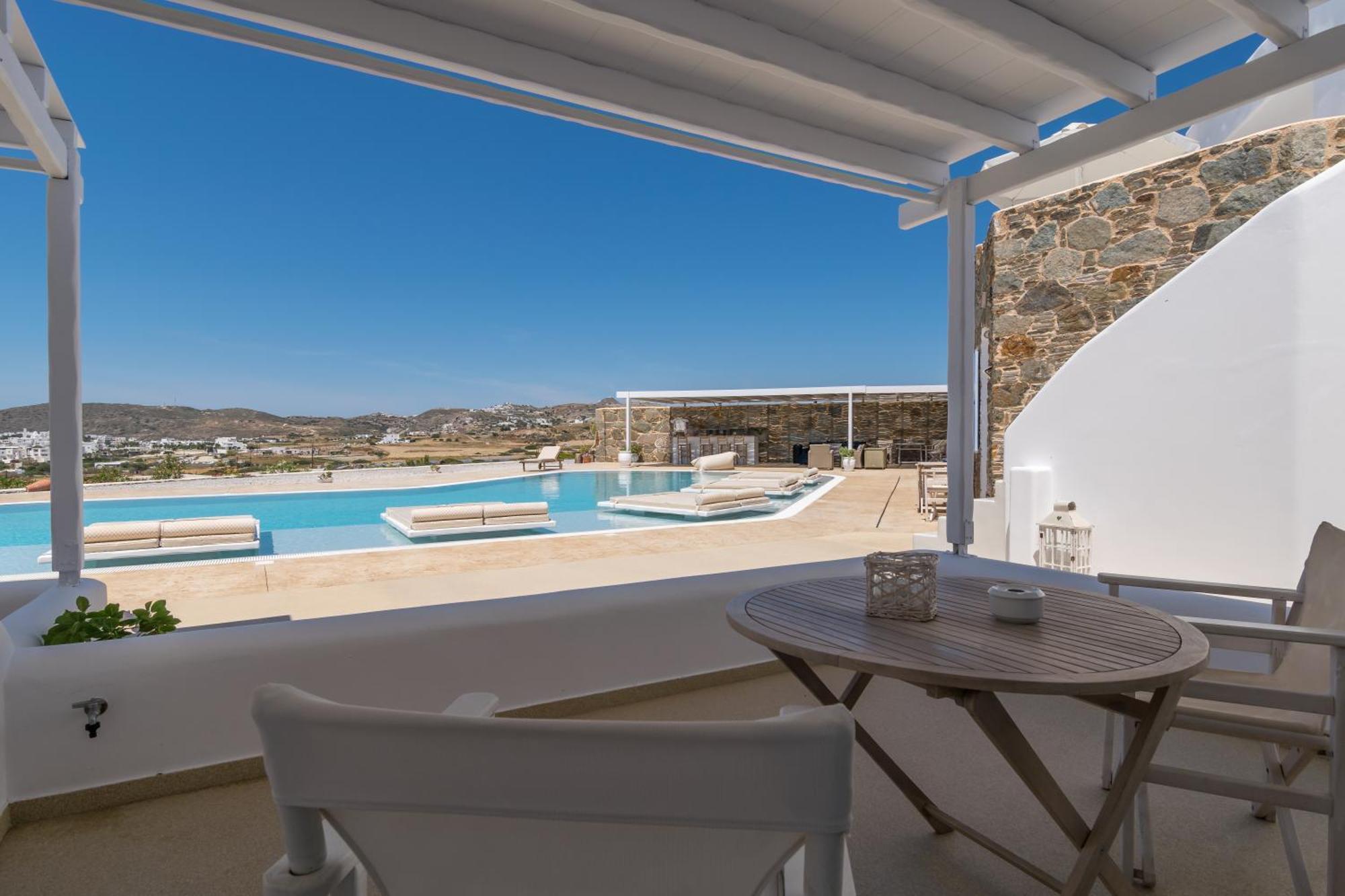 אדאמאס Blu Suites And Studios מראה חיצוני תמונה